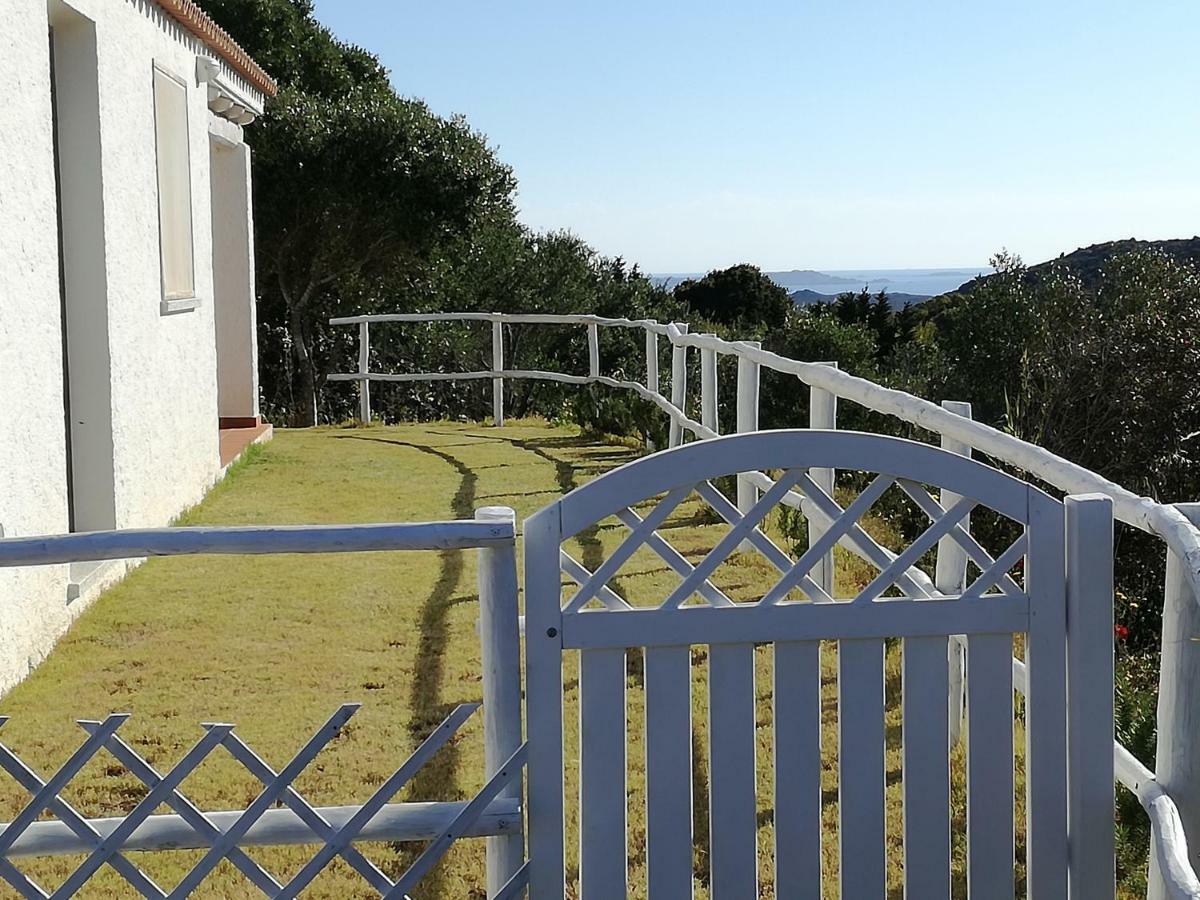 Agriturismo La Valletta Hotel Санта Тереза Галура Екстериор снимка
