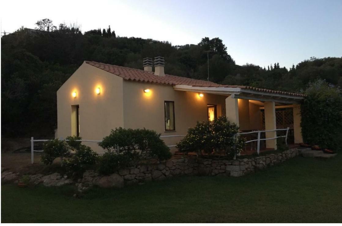 Agriturismo La Valletta Hotel Санта Тереза Галура Екстериор снимка