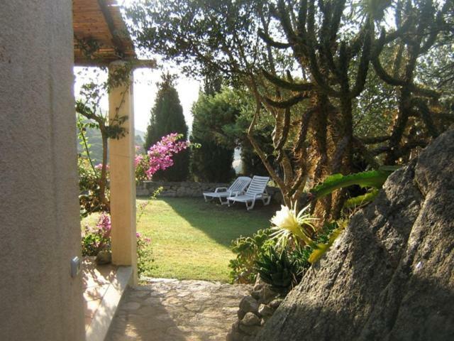 Agriturismo La Valletta Hotel Санта Тереза Галура Екстериор снимка
