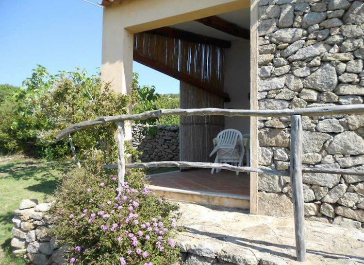 Agriturismo La Valletta Hotel Санта Тереза Галура Екстериор снимка