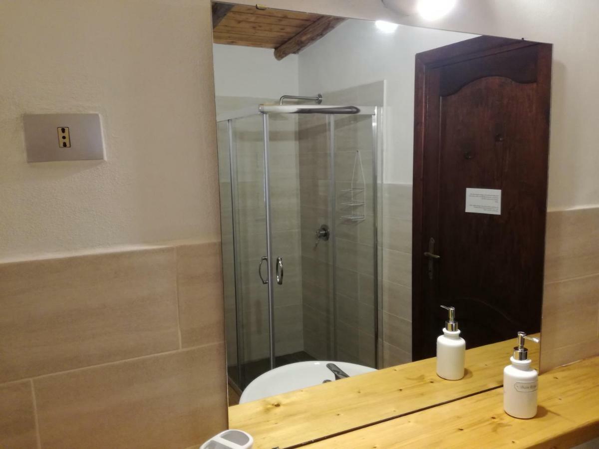 Agriturismo La Valletta Hotel Санта Тереза Галура Екстериор снимка